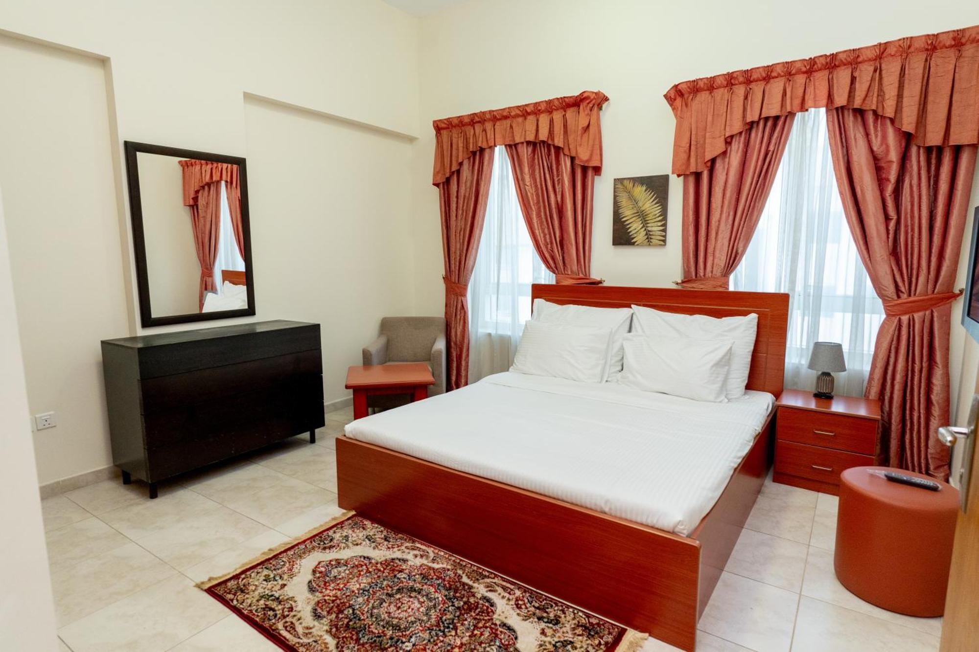 Al Raya Hotel Apartments Dubai Exterior photo