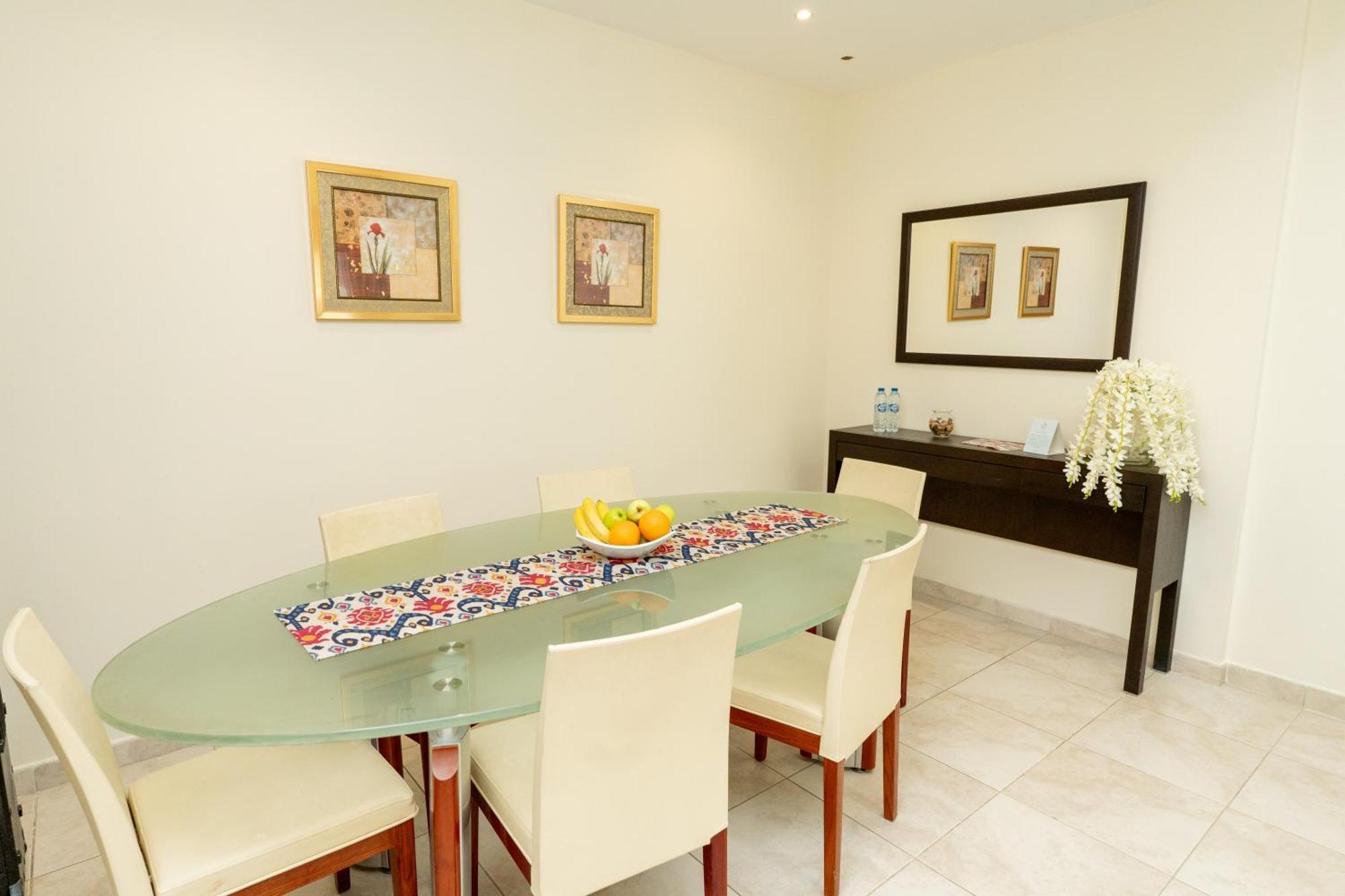 Al Raya Hotel Apartments Dubai Exterior photo