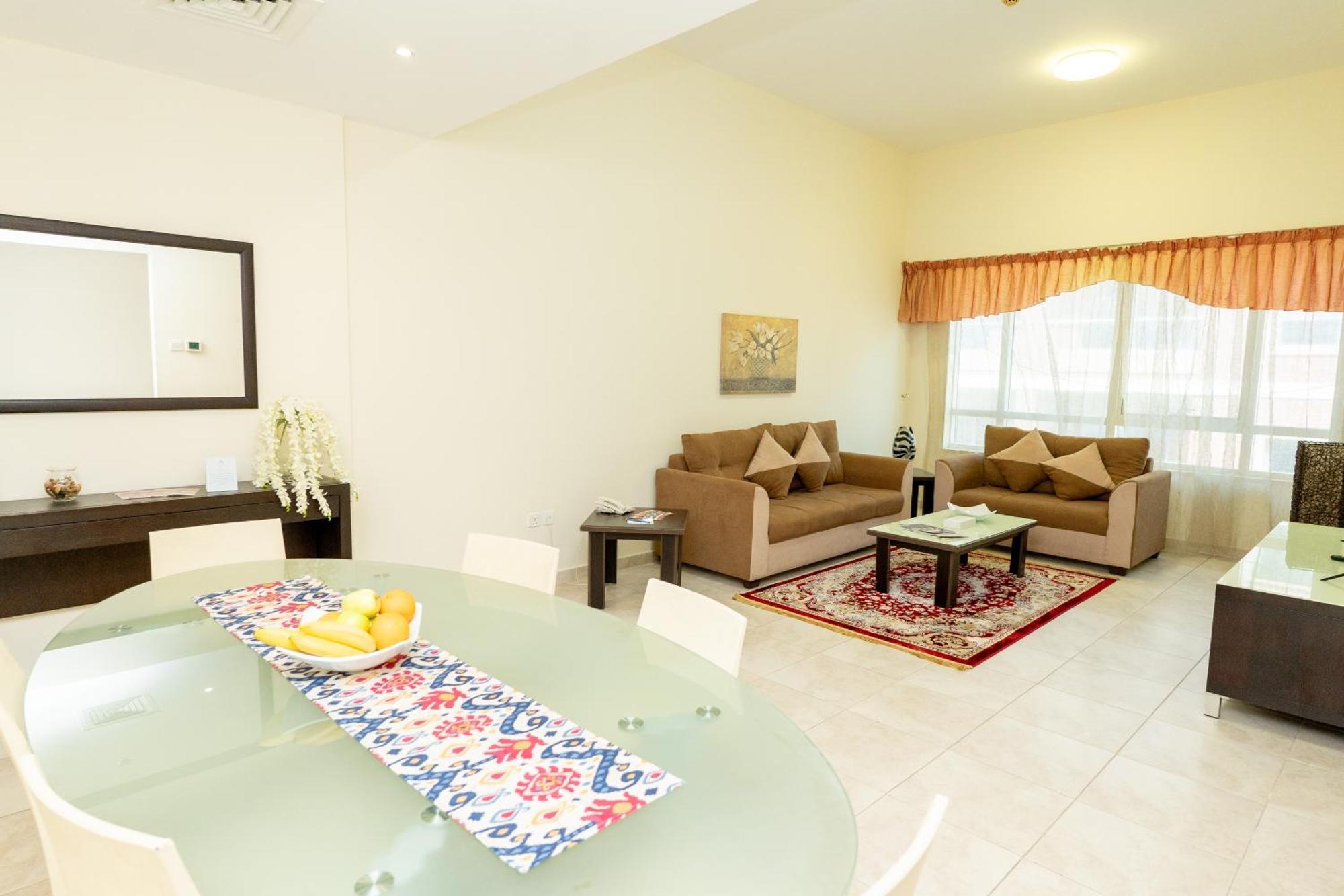 Al Raya Hotel Apartments Dubai Exterior photo