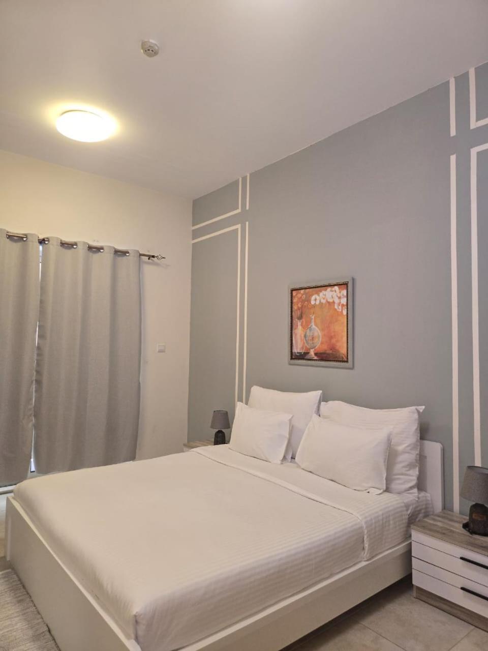 Al Raya Hotel Apartments Dubai Exterior photo